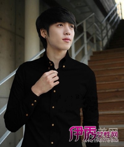 秋季<em>男生发型</em> 斜<em>刘海蓬松发型</em>很拉风_openyou